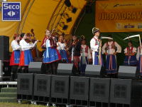 DOLINA a DĚTSKÝ FOLKLÓRNÍ SOUBOR z Ratíškovic