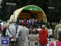 DOLINA a DĚTSKÝ FOLKLÓRNÍ SOUBOR z Ratíškovic