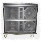 Line Array SECO CX 2003 - dva oddělené díly při výrobě